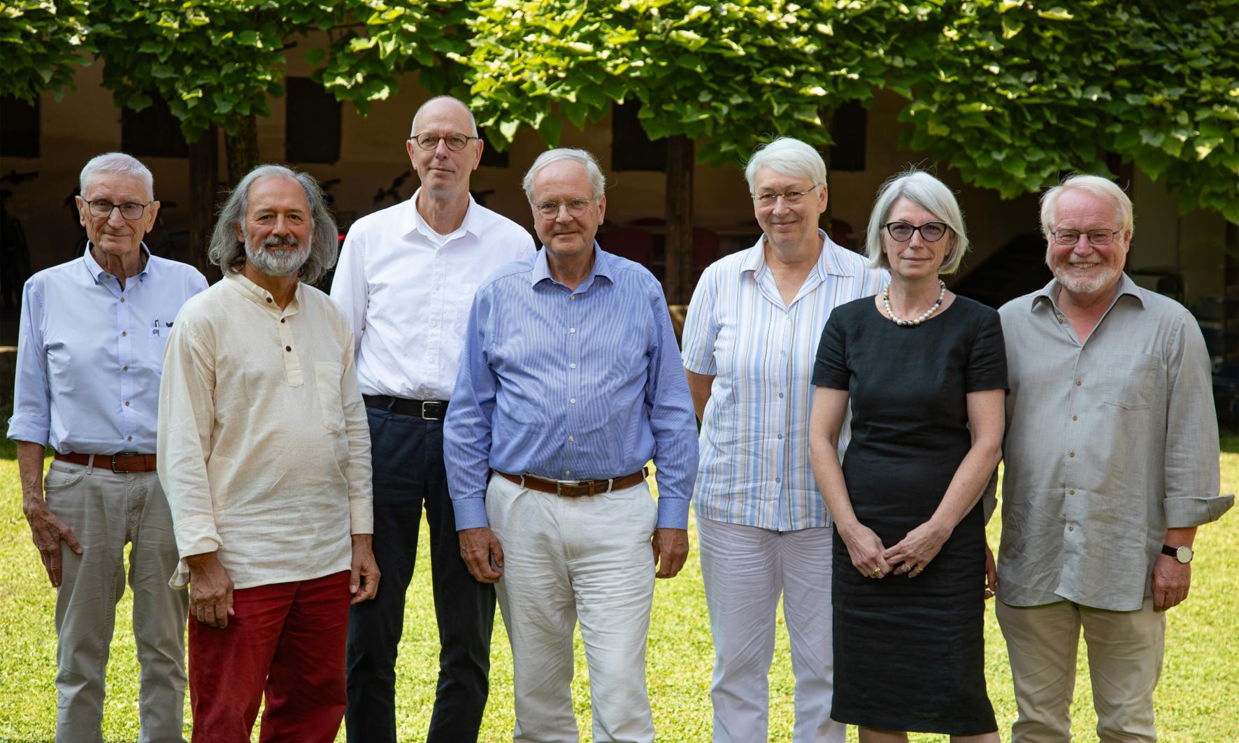 Die Mitglieder der unabhängigen Aufarbeitungskomission: Karl-Horst Wirz, Werner Huffer-Kilian, Lutz Raphael, Gerhard Robbers, Monica Sinderhauf, Petra Hank, Herbert Heyd (vlnr)