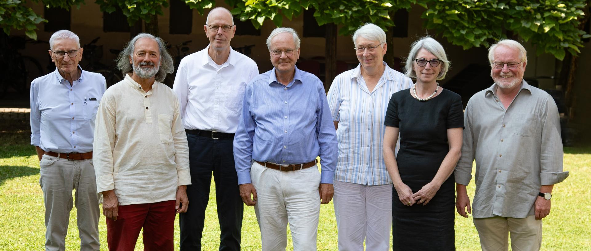 Die Mitglieder der unabhängigen Aufarbeitungskomission: Karl-Horst Wirz, Werner Huffer-Kilian, Lutz Raphael, Gerhard Robbers, Monica Sinderhauf, Petra Hank, Herbert Heyd (vlnr)